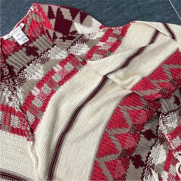 Aztec print Poncho/Shawl - Picture 5 of 6